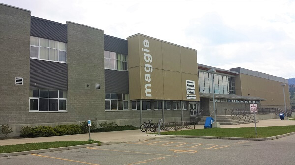 オカナガン・ミッション・セカンダリースクール(Princess Margaret Secondary School)