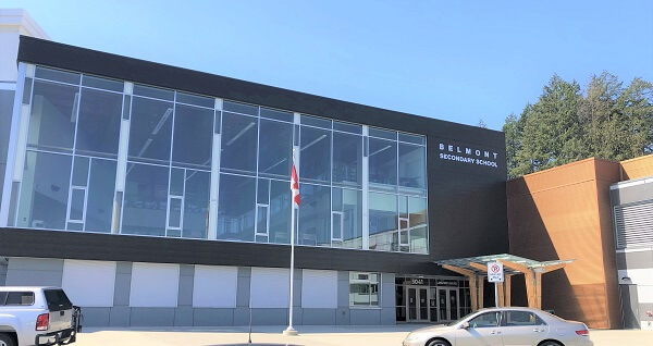 ベルモント・セカンダリー・スクール（Belmont Secondary School）